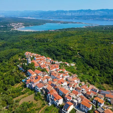 Le Maris By Interhome Vila Dobrinj